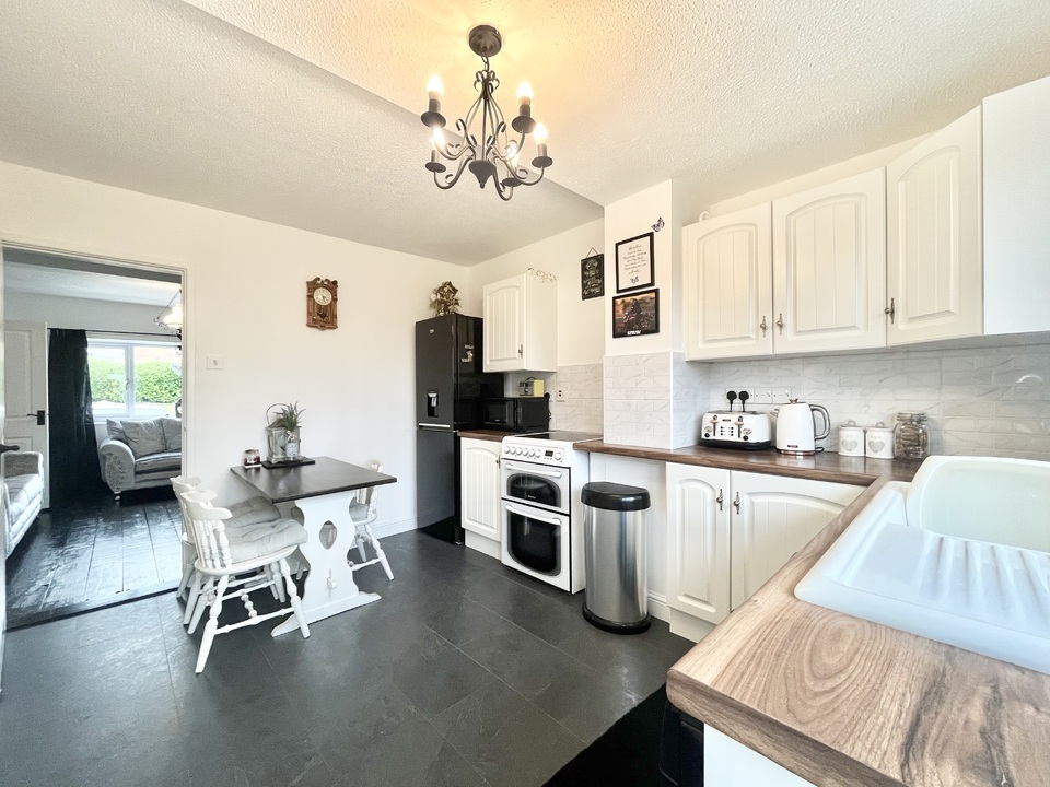 3 bed terraced house for sale in Mudford, Yeovil  - Property Image 3