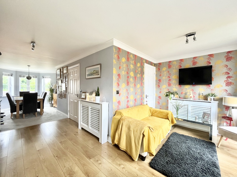 4 bed town house for sale in Merevale Way, Yeovil  - Property Image 2