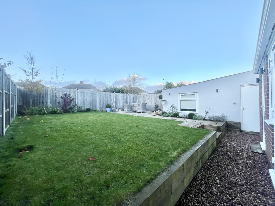 2 bed bungalow for sale in Elmhurst Avenue, Yeovil  - Property Image 20