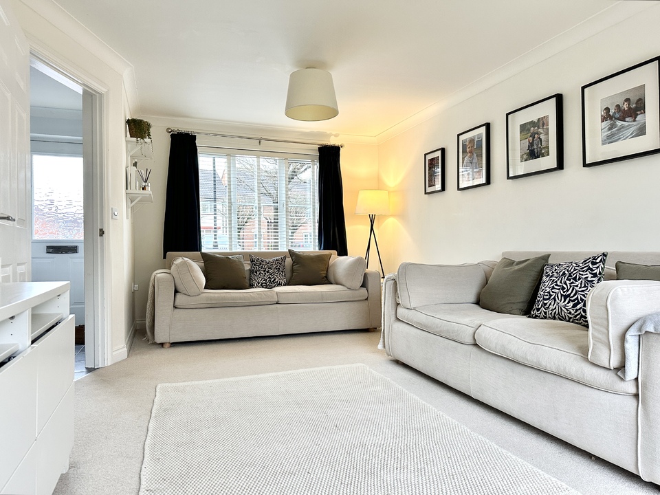 4 bed end of terrace house for sale in Trent Square, Gillingham  - Property Image 5