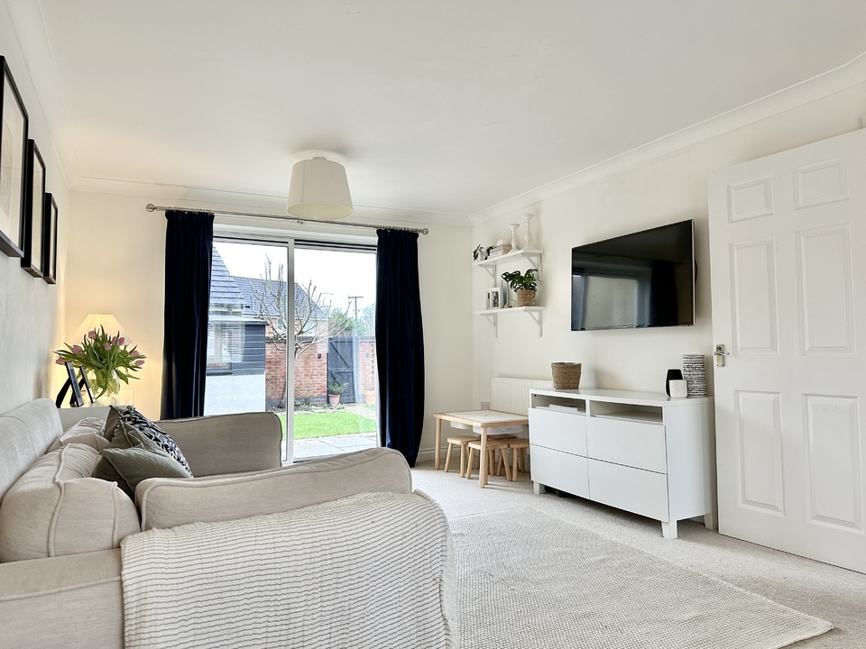 4 bed end of terrace house for sale in Trent Square, Gillingham  - Property Image 4