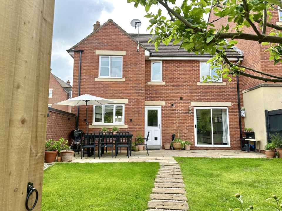 4 bed end of terrace house for sale in Trent Square, Gillingham  - Property Image 19