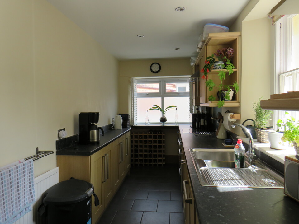 2 bed apartment to rent in Elliston Road, Bristol  - Property Image 6