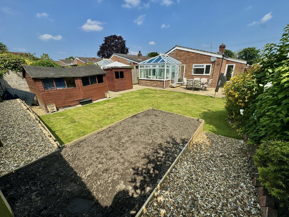 3 bed bungalow for sale in Victoria Road, Devizes  - Property Image 26