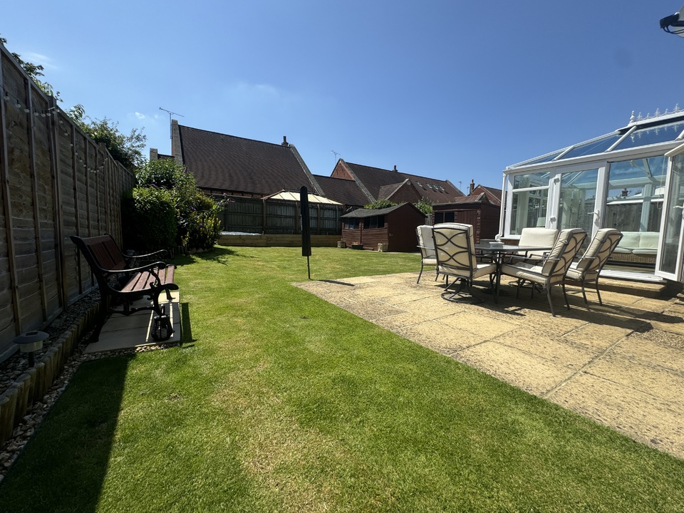 3 bed bungalow for sale in Victoria Road, Devizes  - Property Image 23