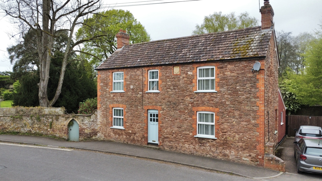 3 bed detached house for sale in Mount Street, Taunton  - Property Image 1