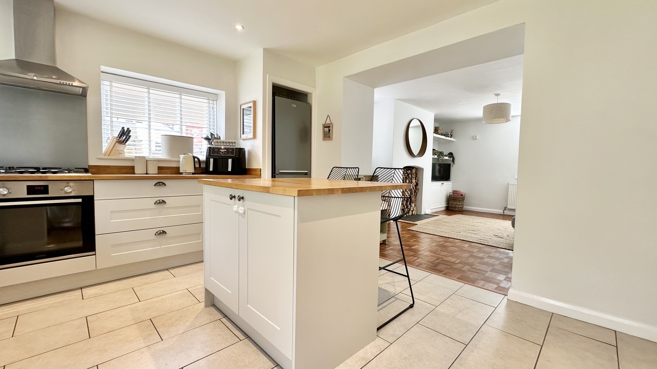 3 bed detached house for sale in Mount Street, Taunton  - Property Image 21