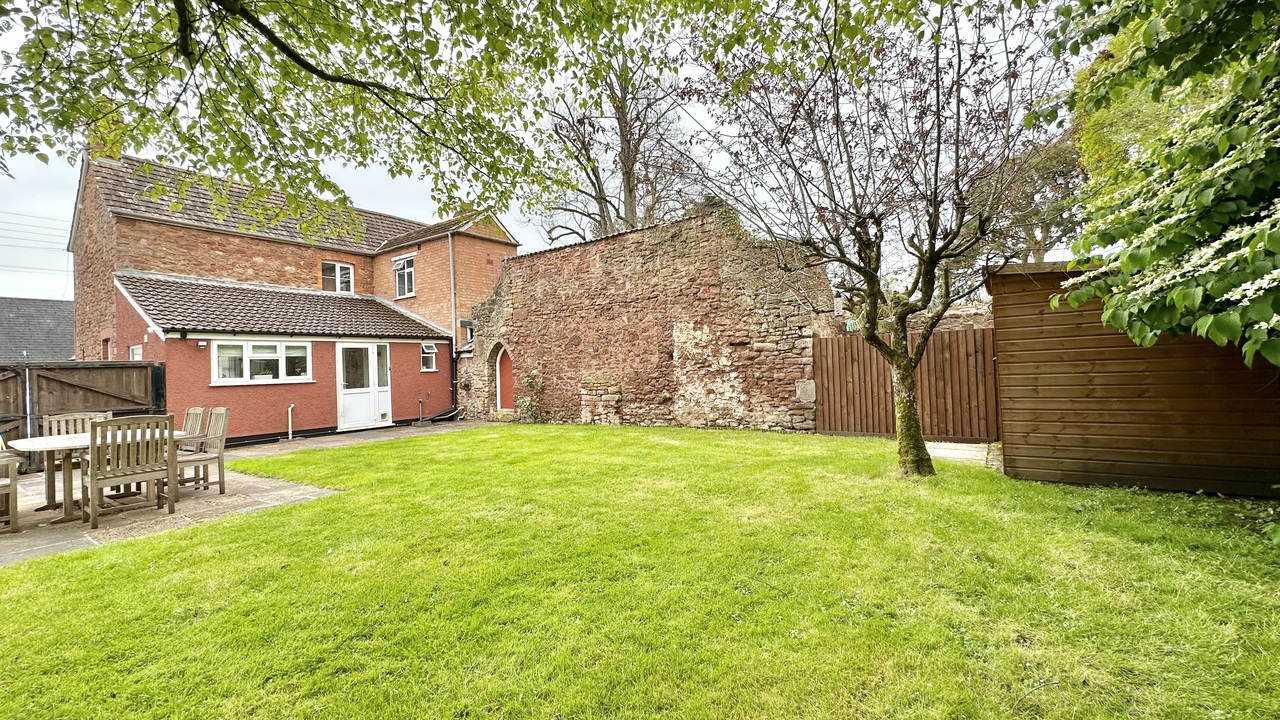 3 bed detached house for sale in Mount Street, Taunton  - Property Image 23