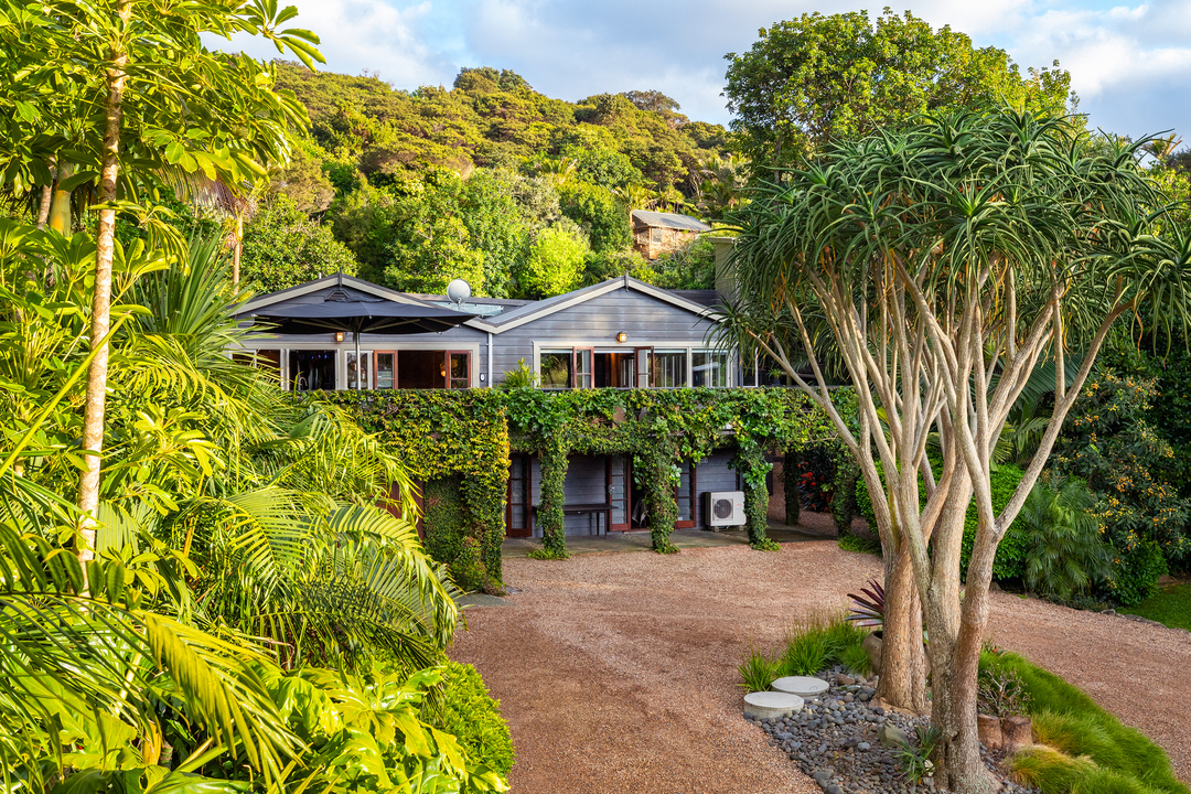 4 bed for sale in Palm Beach, Waiheke - Auckland  - Property Image 22