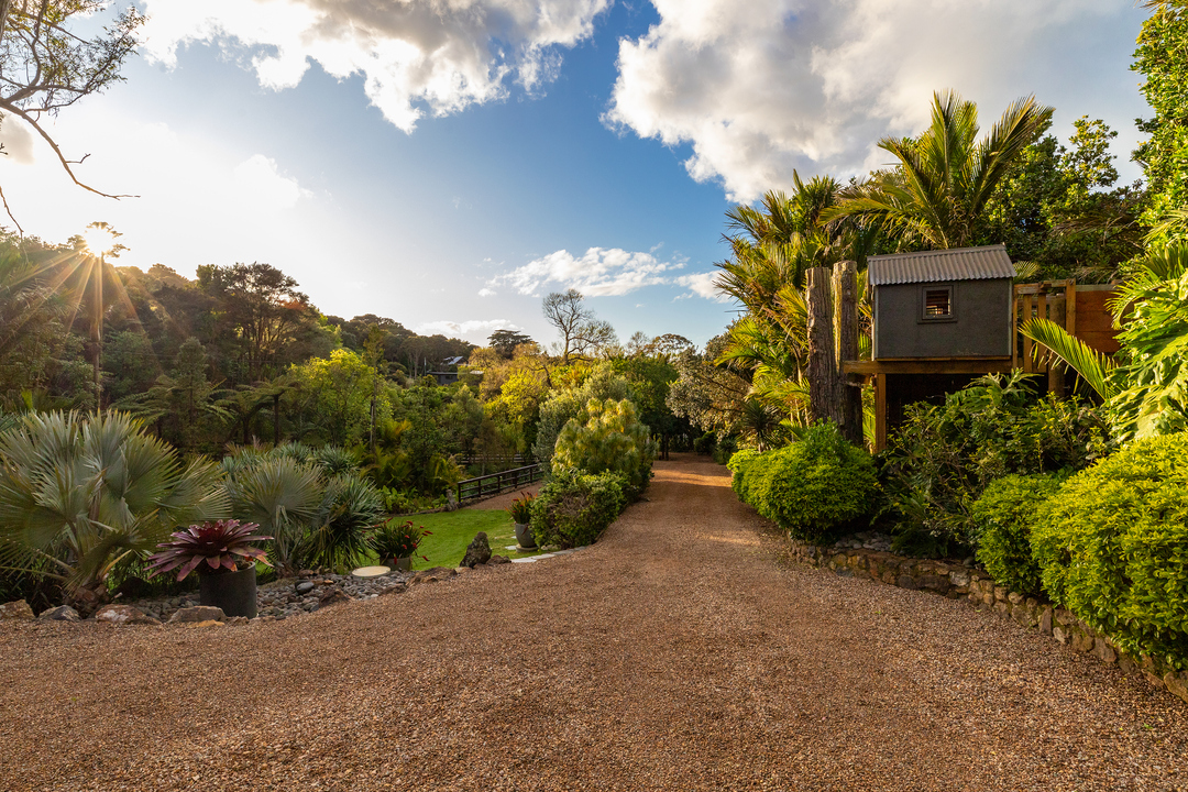 4 bed for sale in Palm Beach, Waiheke - Auckland  - Property Image 23