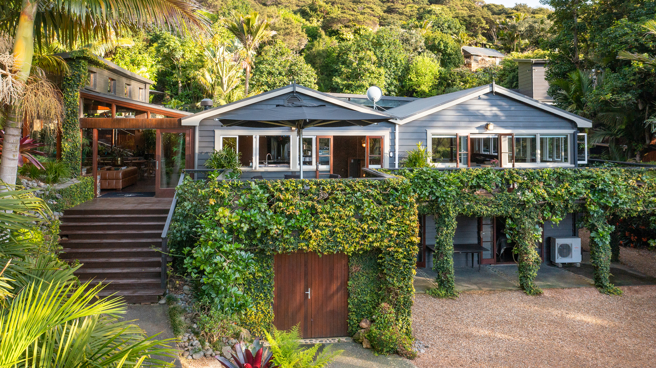 4 bed for sale in Palm Beach, Waiheke - Auckland  - Property Image 8