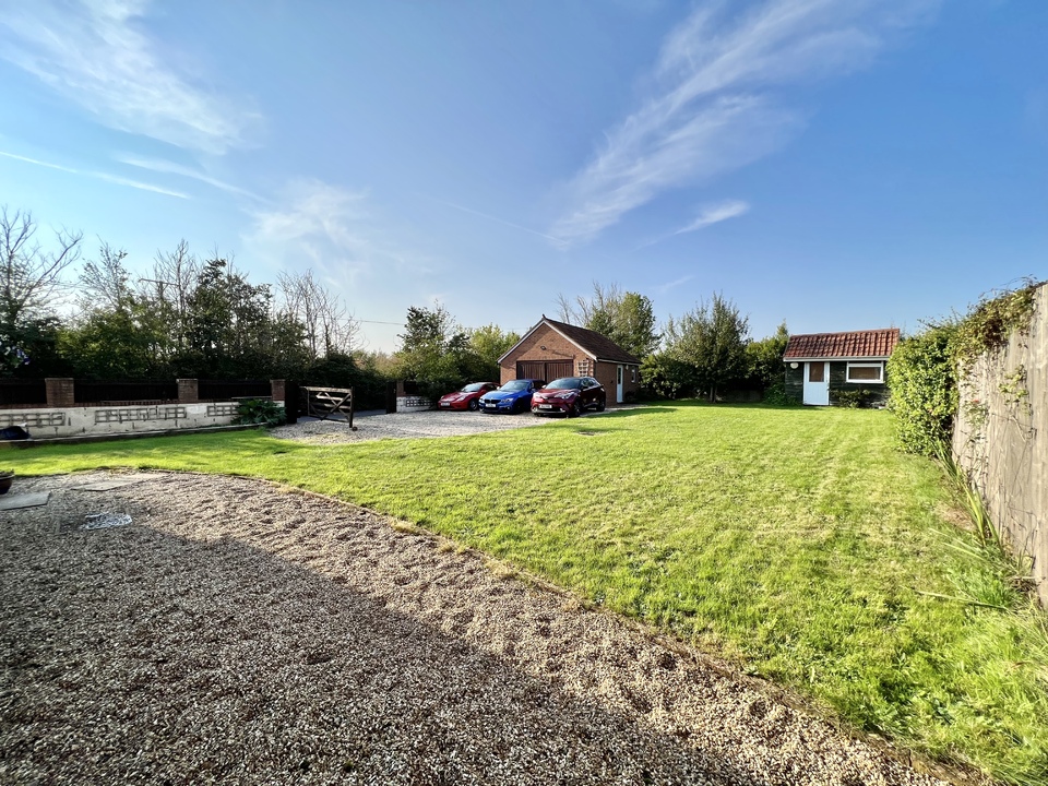 3 bed semi-detached house for sale in Hyde Lane, Taunton  - Property Image 6