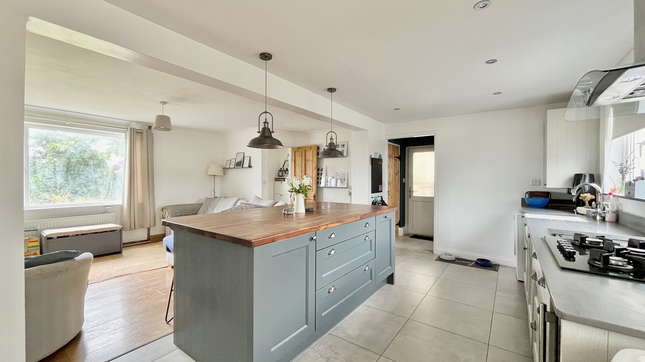 3 bed house for sale in Curry Mallett, Taunton  - Property Image 3