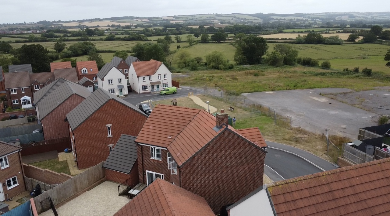 4 bed detached house for sale in Red Deer Gardens, Bridgwater  - Property Image 3