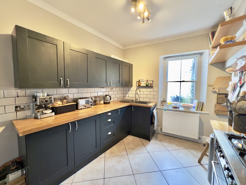 3 bed town house for sale in Swain Street, Watchet  - Property Image 5