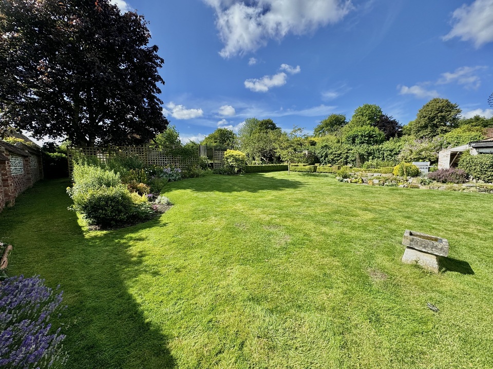 5 bed detached house for sale in Jarvis Street, Upavon  - Property Image 2