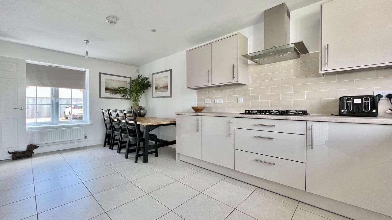 3 bed semi-detached house for sale in Wellington, Wellington  - Property Image 4