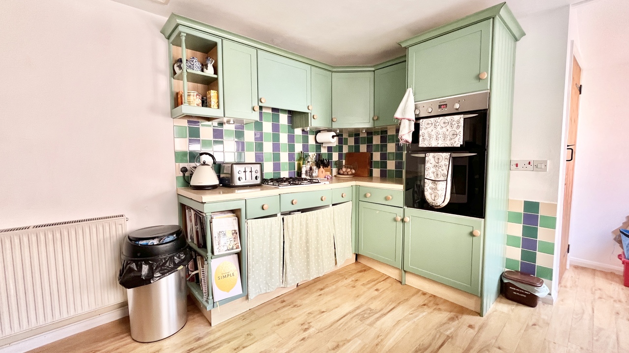 5 bed terraced house for sale in Staplegrove Road, Taunton  - Property Image 5