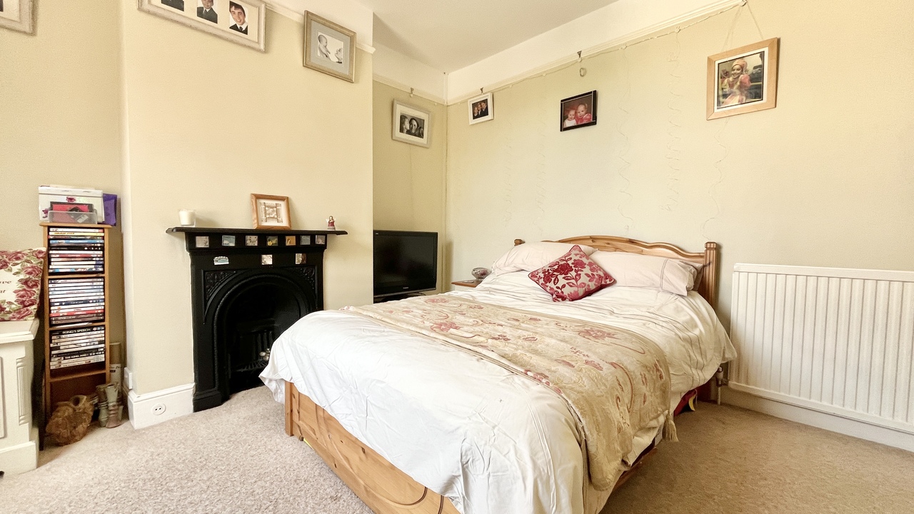 5 bed terraced house for sale in Staplegrove Road, Taunton  - Property Image 13