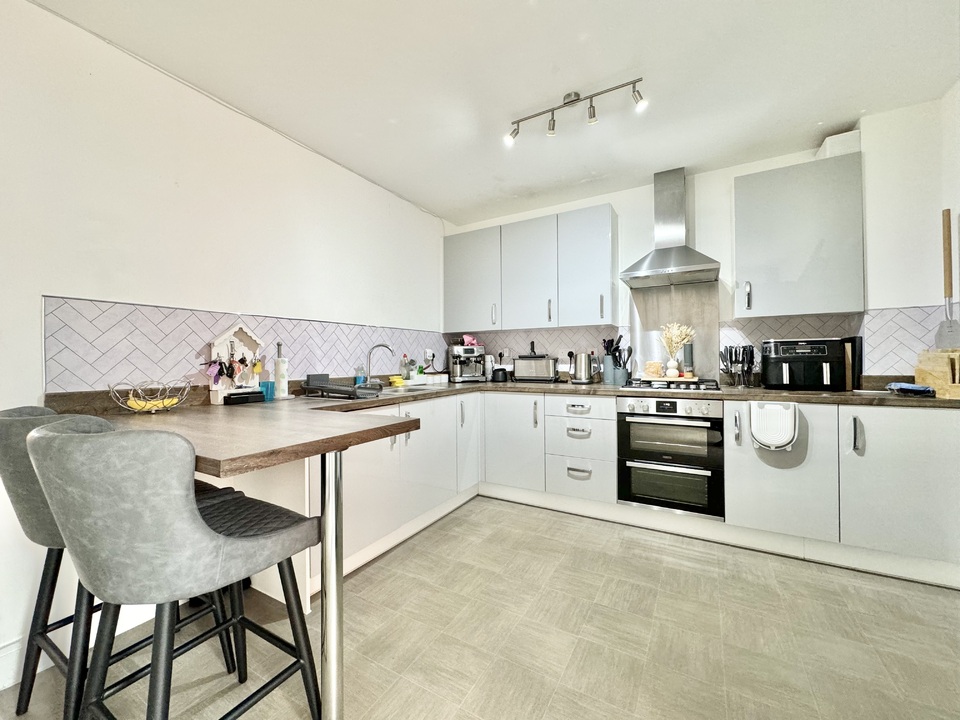 4 bed house for sale in Norton Fitzwarren, Taunton  - Property Image 6