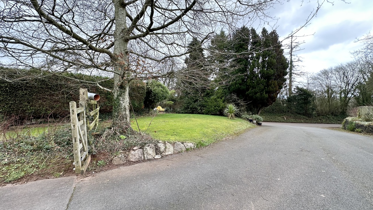 5 bed detached bungalow for sale in The Wedge, Wellington  - Property Image 44