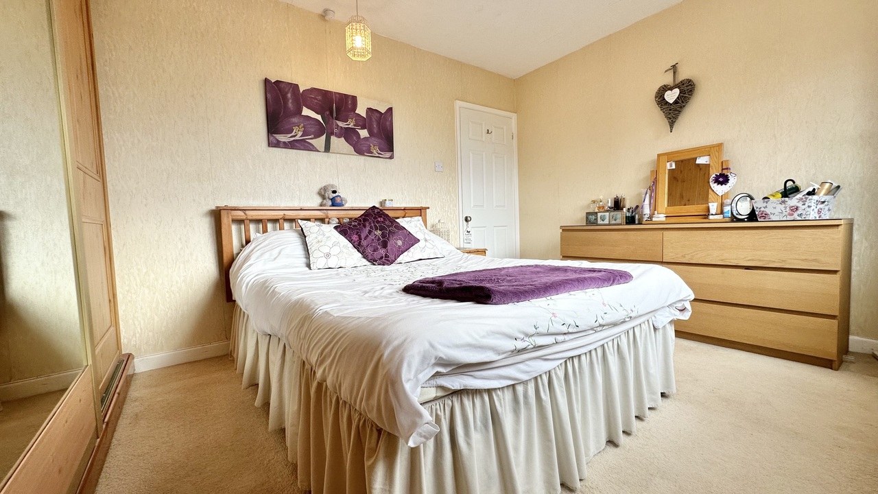 5 bed detached bungalow for sale in The Wedge, Wellington  - Property Image 24