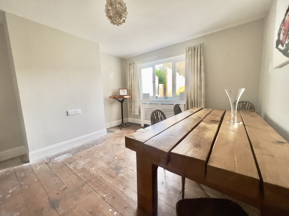 3 bed terraced house for sale in Long Street, Williton  - Property Image 5