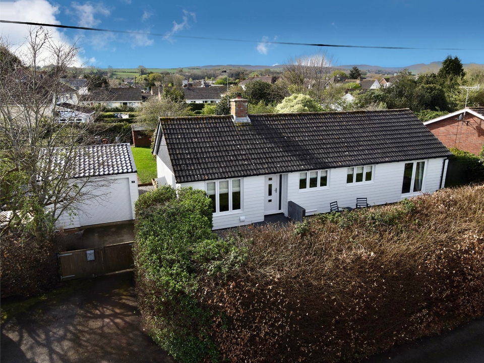 3 bed bungalow for sale in Doniford Road, Williton  - Property Image 2