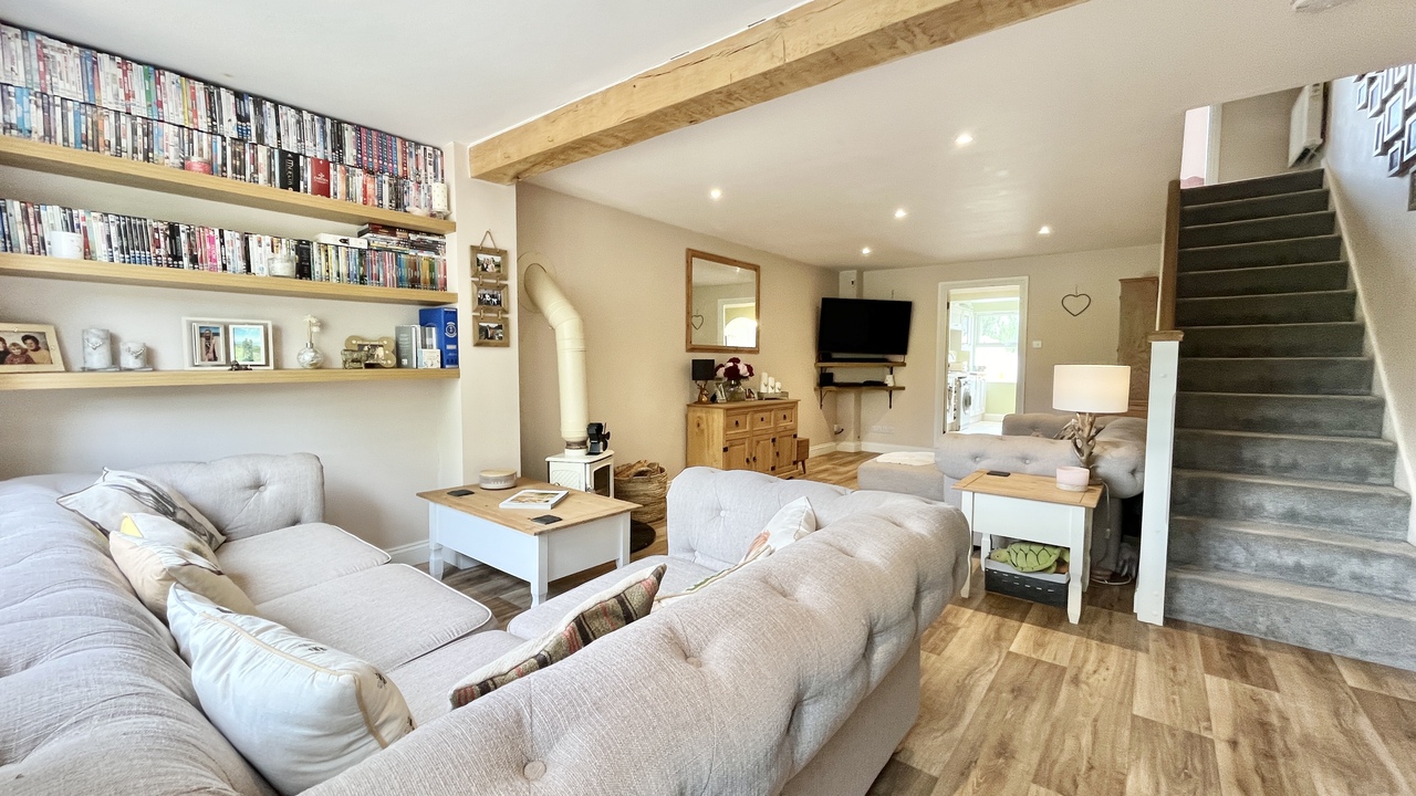 3 bed end of terrace house for sale in Mill Lane, Taunton  - Property Image 6