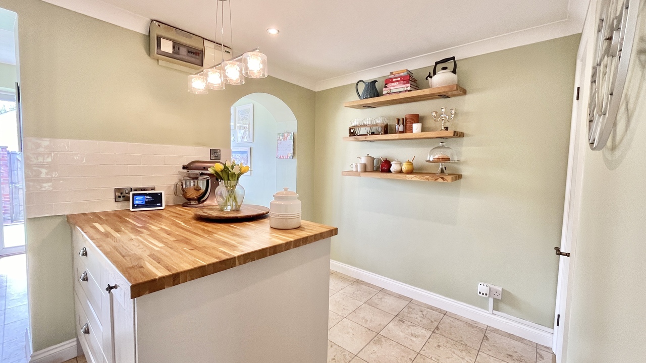 3 bed end of terrace house for sale in Mill Lane, Taunton  - Property Image 9