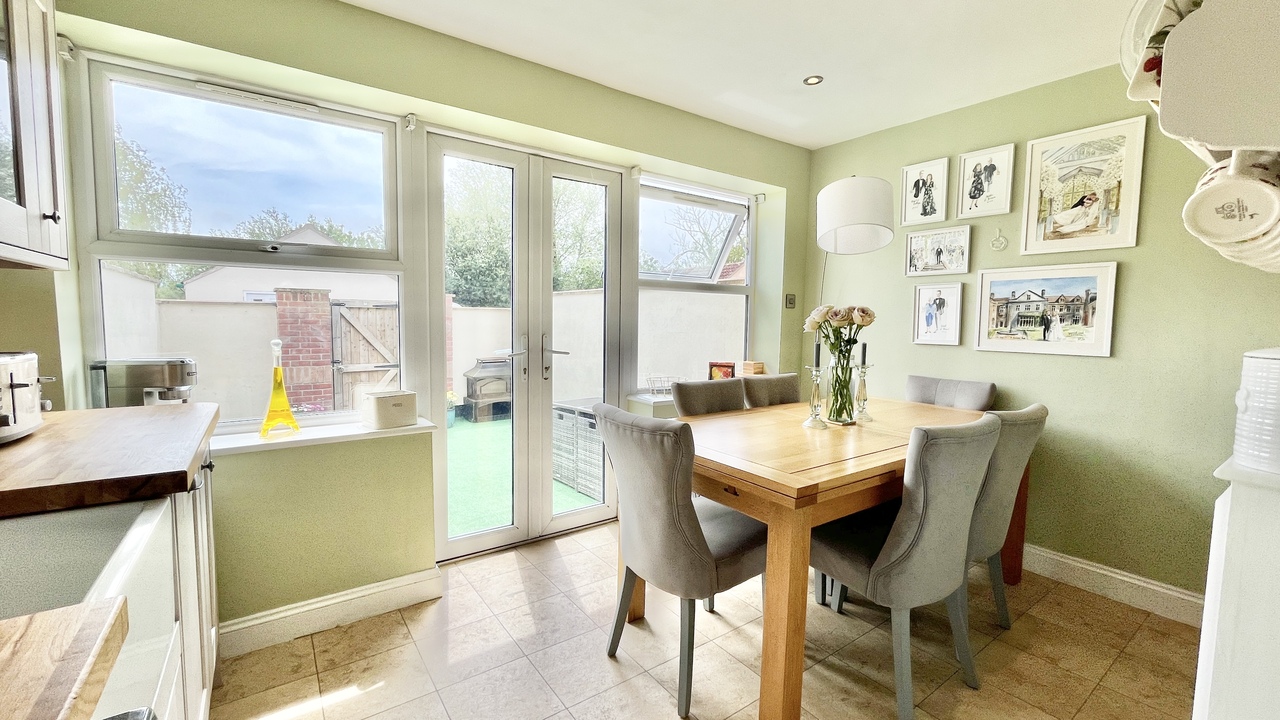 3 bed end of terrace house for sale in Mill Lane, Taunton  - Property Image 8