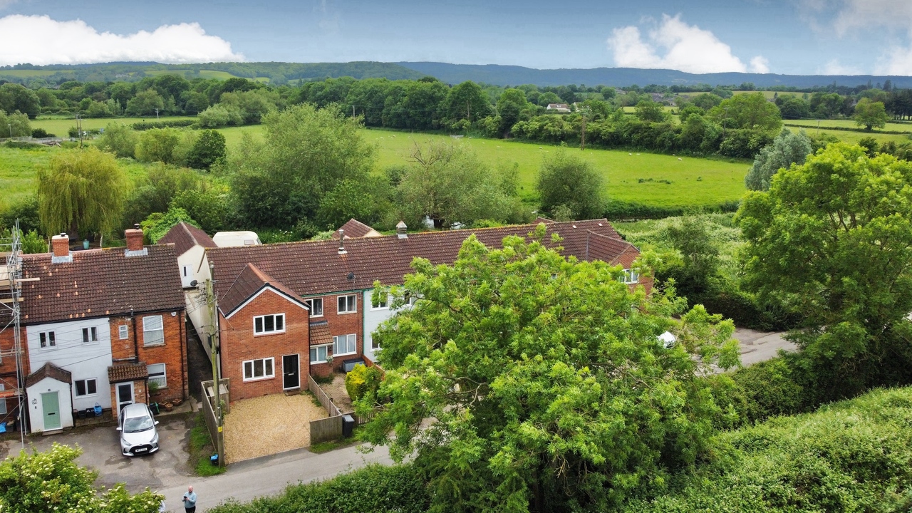 3 bed end of terrace house for sale in Mill Lane, Taunton  - Property Image 21