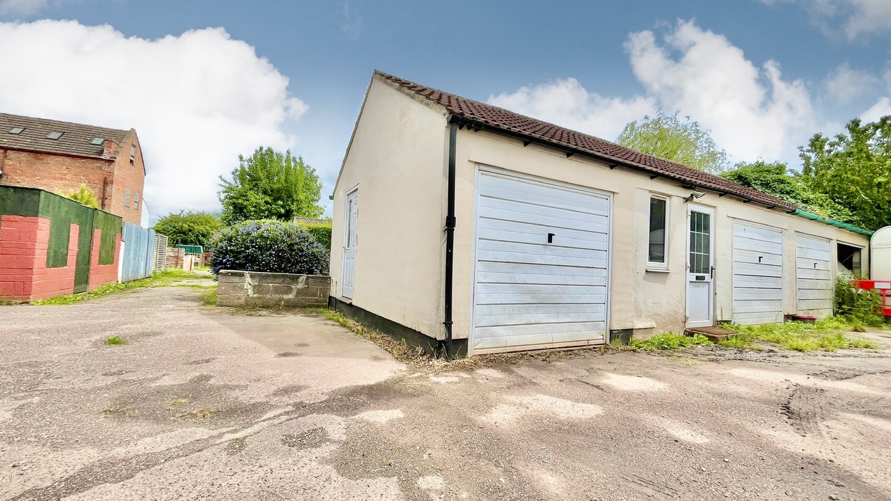 3 bed end of terrace house for sale in Mill Lane, Taunton  - Property Image 24