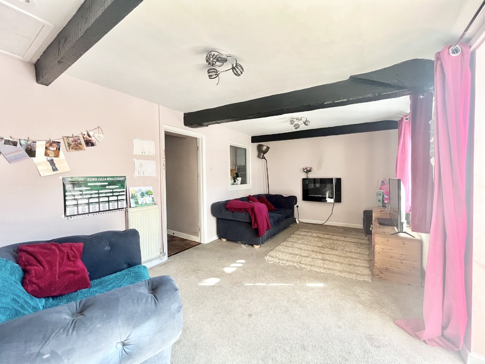 2 bed terraced house for sale in High Street, Yeovil  - Property Image 6