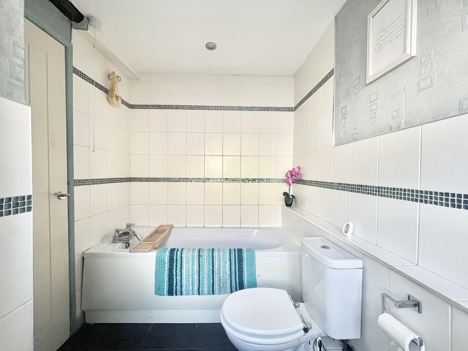 2 bed terraced house for sale in High Street, Yeovil  - Property Image 14