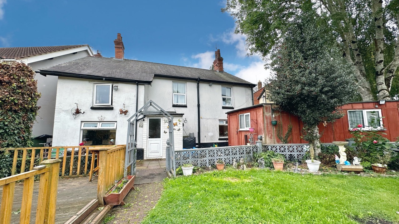 4 bed cottage for sale in Rockwell Green, Wellington (ref 551768