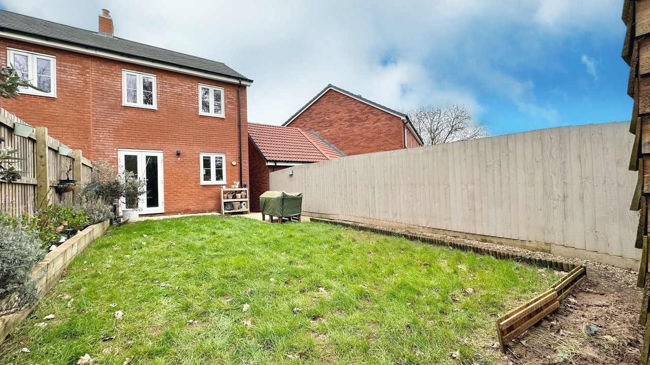 2 bed semi-detached house for sale in Blackdown Meadow, Wellington  - Property Image 10