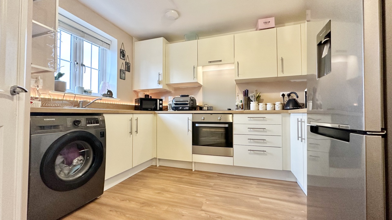 2 bed semi-detached house for sale in Blackdown Meadow, Wellington  - Property Image 16