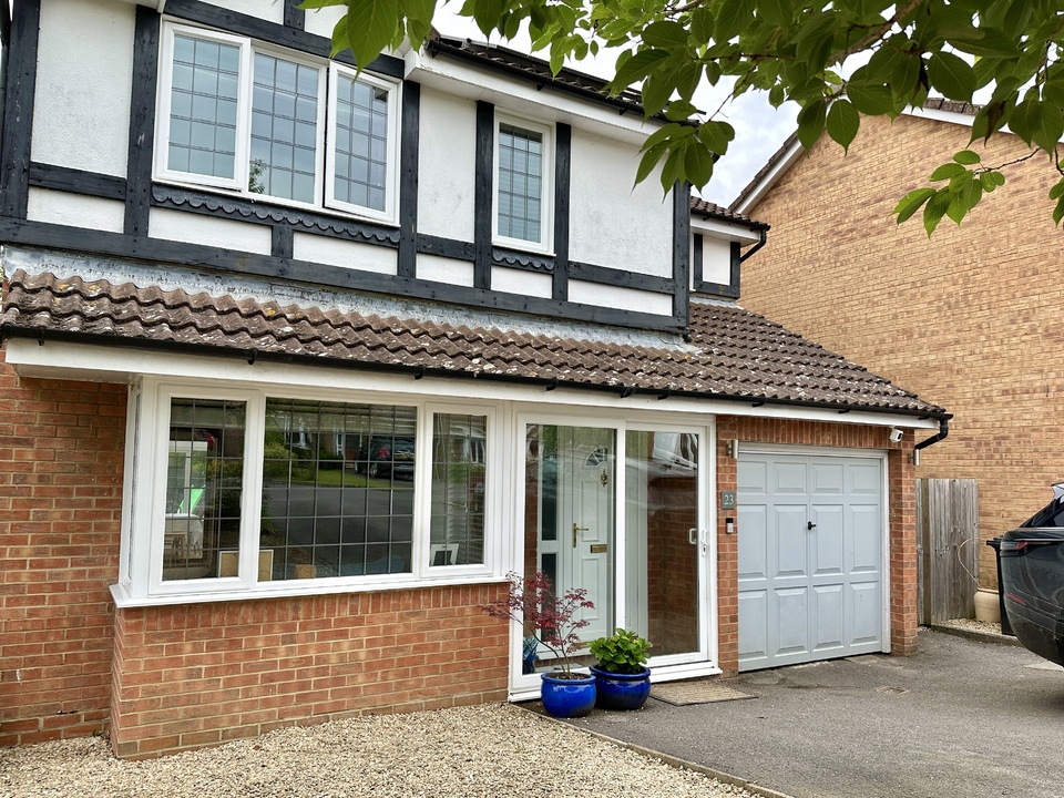 4 bed detached house for sale in Bryony Gardens, Gillingham  - Property Image 1