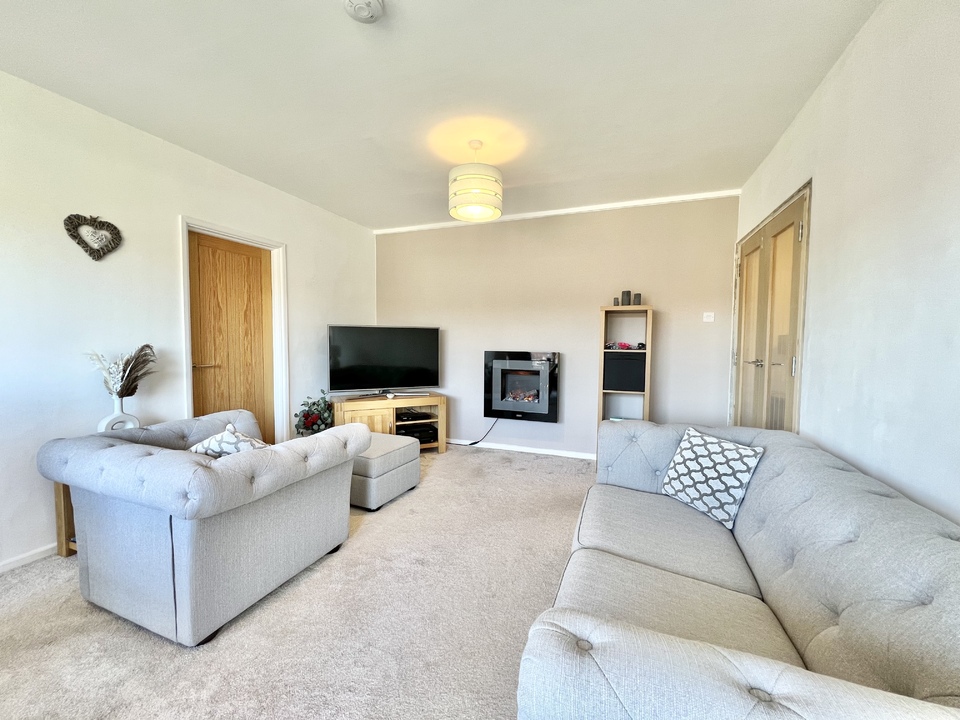 2 bed apartment for sale in Haseley Court, Taunton  - Property Image 4