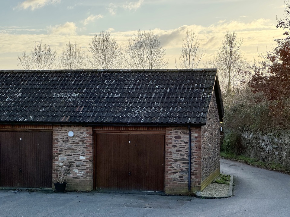 3 bed barn conversion for sale in Hyde Corner, Taunton  - Property Image 32