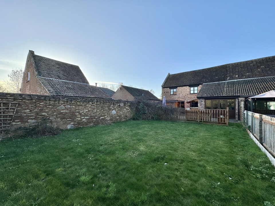 3 bed barn conversion for sale in Hyde Corner, Taunton  - Property Image 30