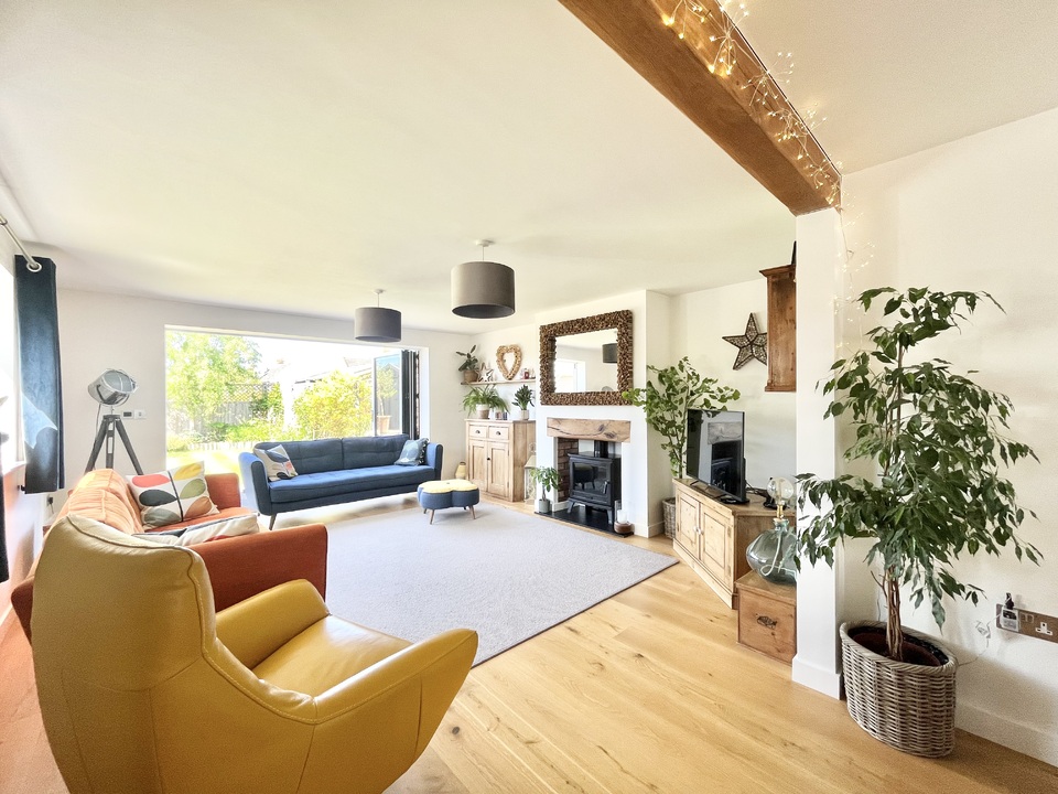 3 bed detached house for sale in Church Street, Somerton  - Property Image 8