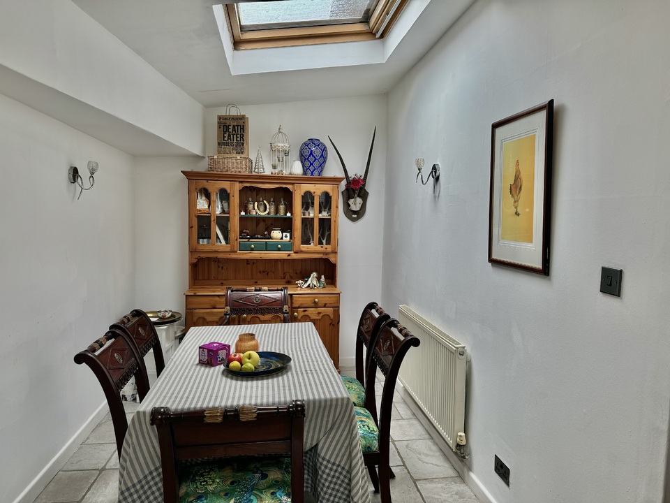 4 bed cottage for sale in The Old Post Office Cottage, Oare  - Property Image 8