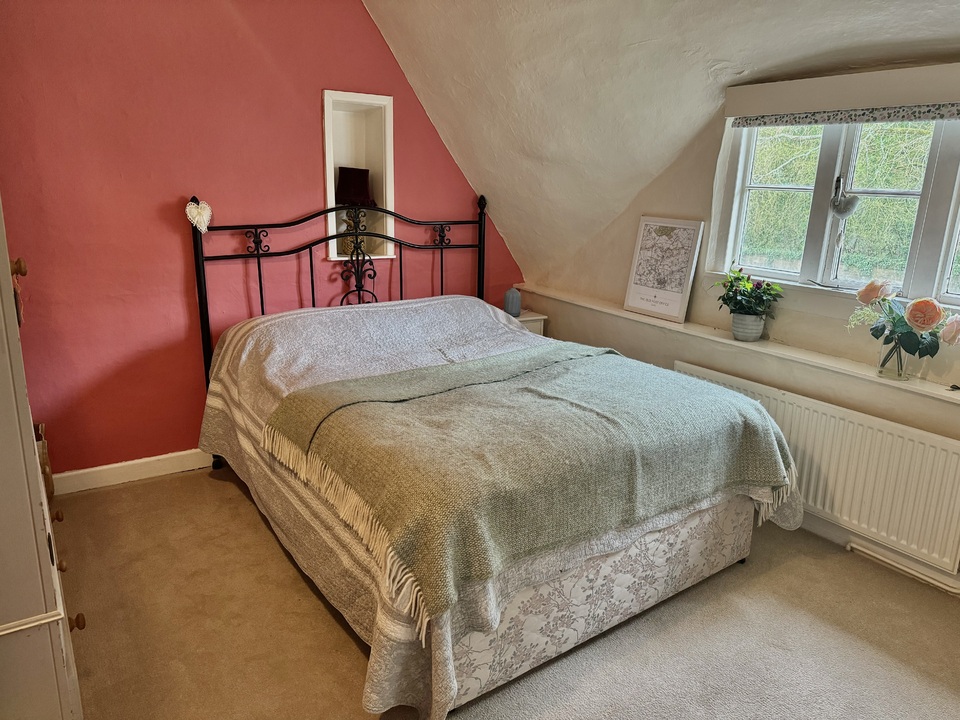 4 bed cottage for sale in The Old Post Office Cottage, Oare  - Property Image 14