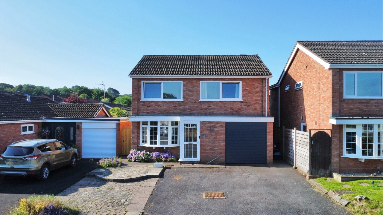 4 bed detached house for sale in Lyddon Close, Wellington  - Property Image 1