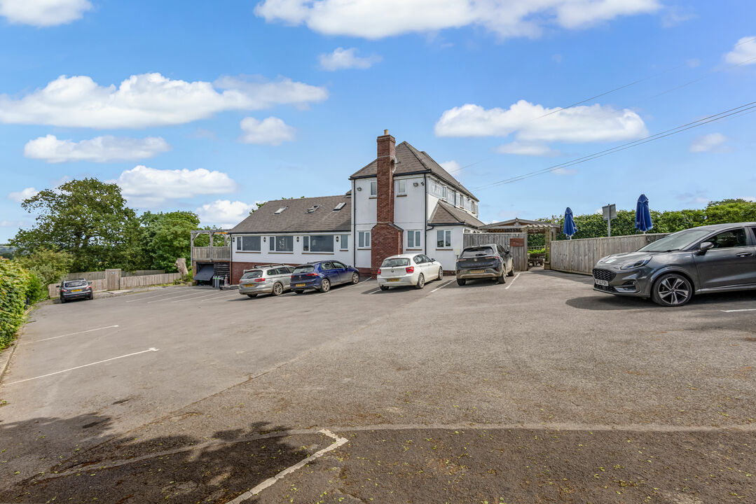 4 bed house for sale in Rimpton, Yeovil  - Property Image 30