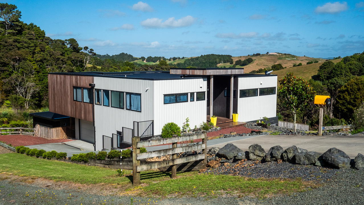 4 bed detached house for sale in Cames Road, Kaiwaka  - Property Image 10