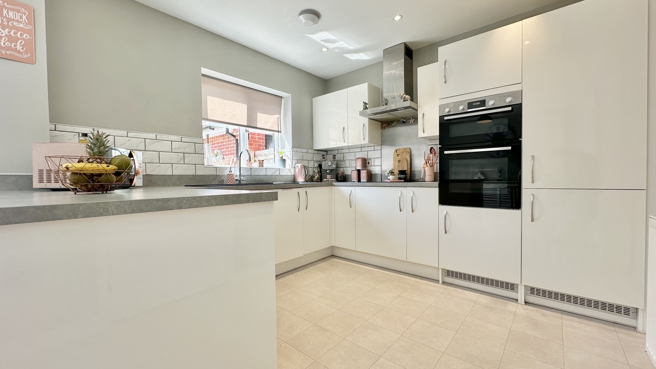 4 bed detached house for sale in Tredwin Close, Wellington  - Property Image 10