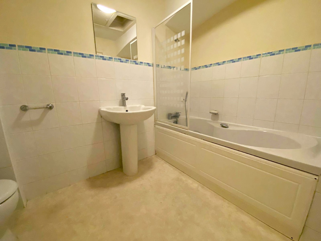 2 bed flat to rent in Meriden Close, Poole  - Property Image 16